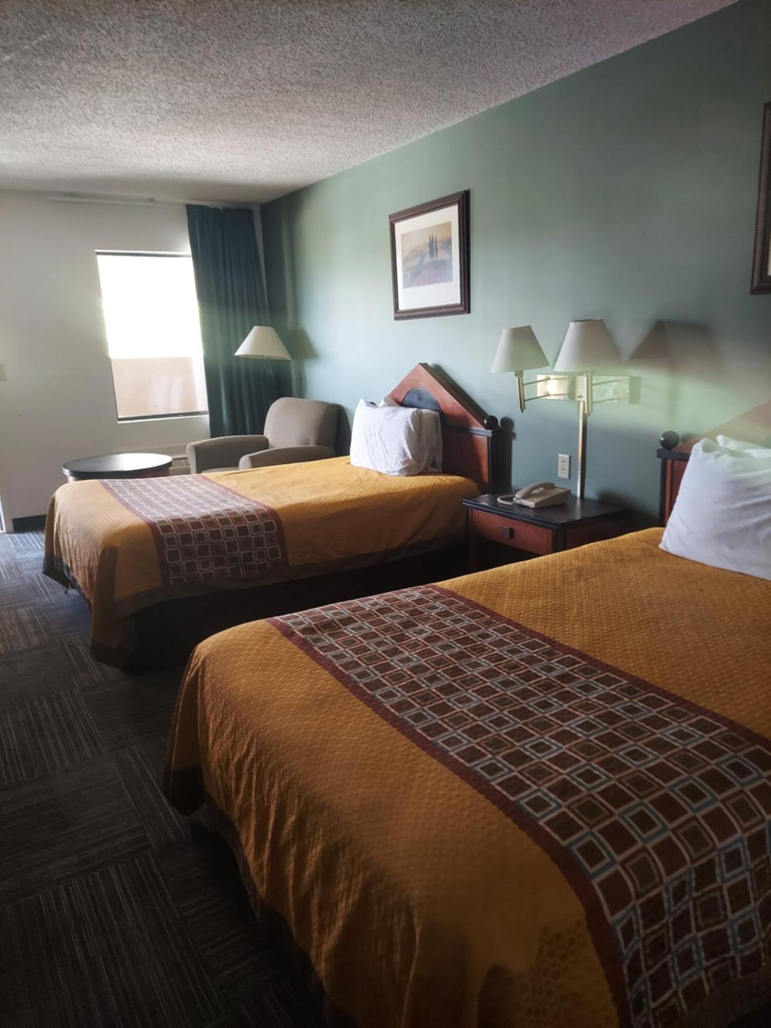 Shelaine Inn Jeffersonville Экстерьер фото