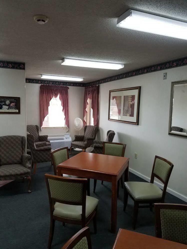 Shelaine Inn Jeffersonville Экстерьер фото